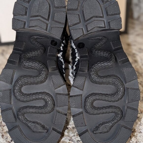 Gucci GG Tweed Snake Sole Boots Black Ivory 37 w/ Box & Dust Bags - Near Mint - Picture 5 of 13